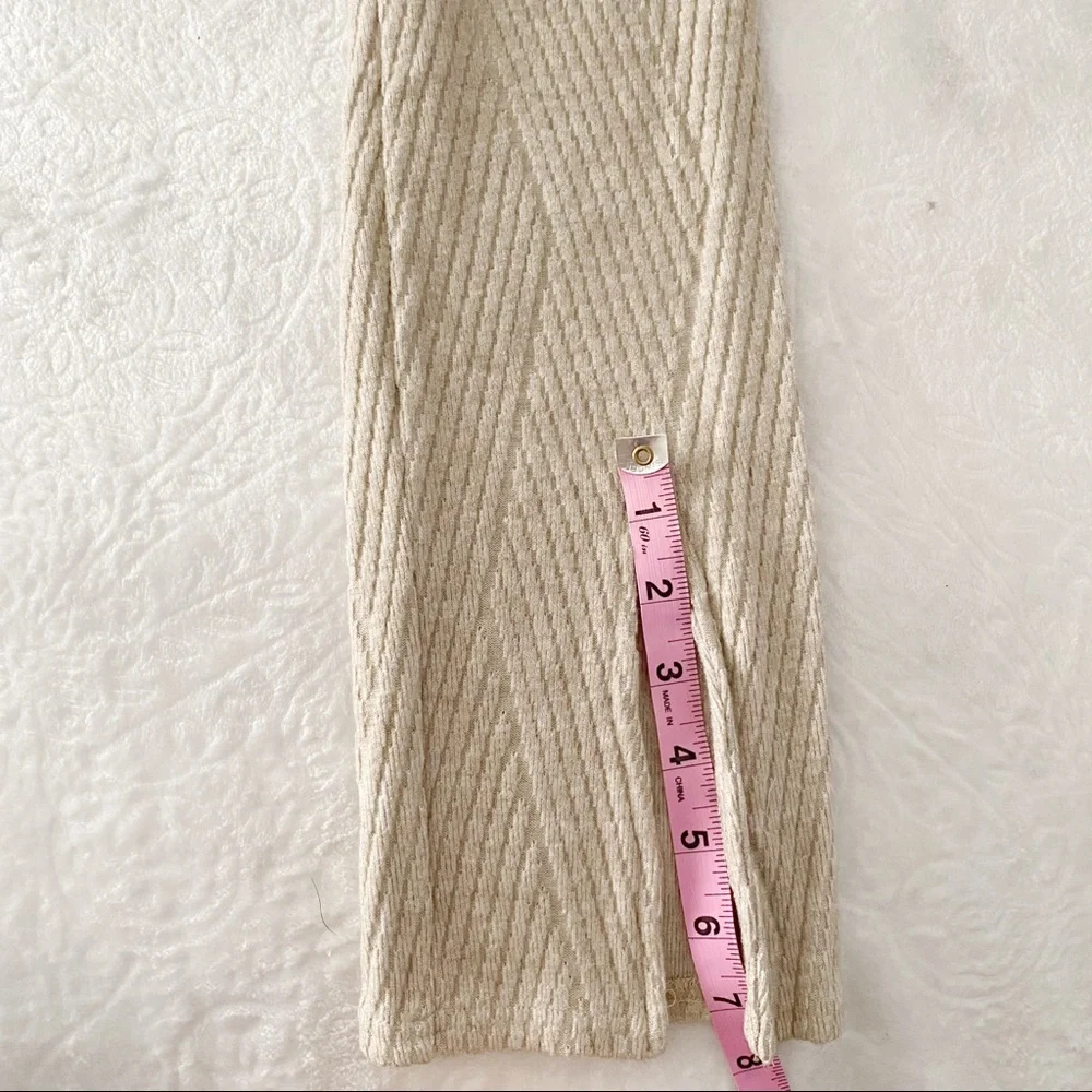 NWT Lulu’s Emery Park Knitted Parted Hem Leggings - Picture 12 of 16